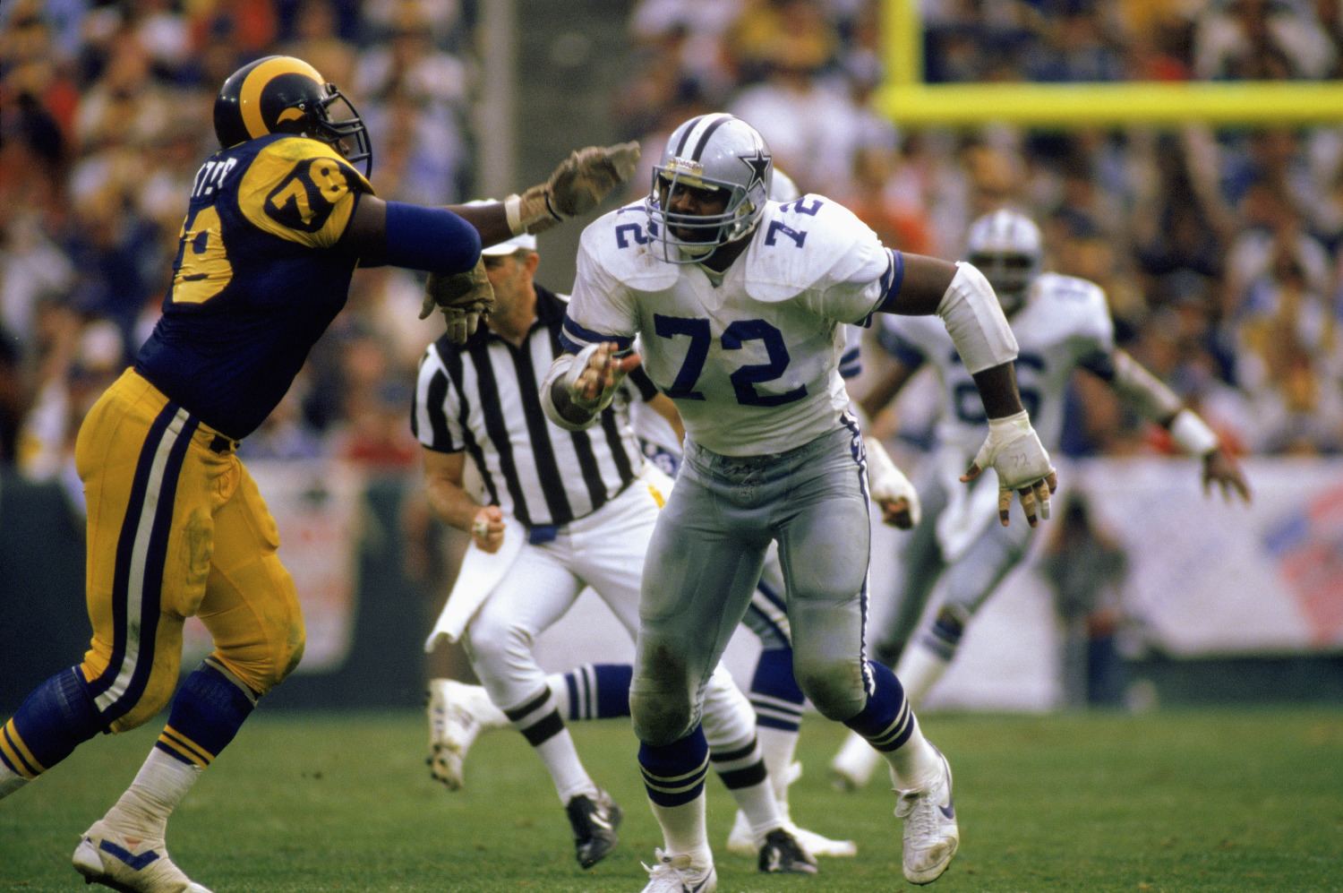 ANAHEIM, CA - 1985: Defensive lineman Ed "Too Tall" Jones #72 of the Dallas Cowboys during a 1985 NFL game against the Los Angeles Rams at Anaheim Stadium in Anaheim, California. (Photo by Stephen Dunn/Getty Images)