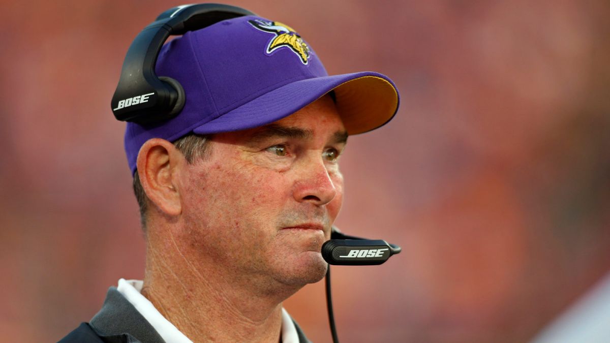 Cowboys Headlines - Vikings Coach Mike Zimmer To Have Emergency Eye Surgery, Uncertain For Cowboys Game