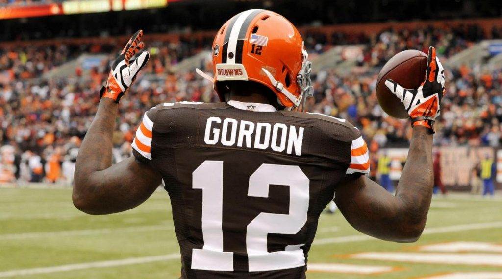 Should The Cowboys Consider Adding Troubled WR Josh Gordon?