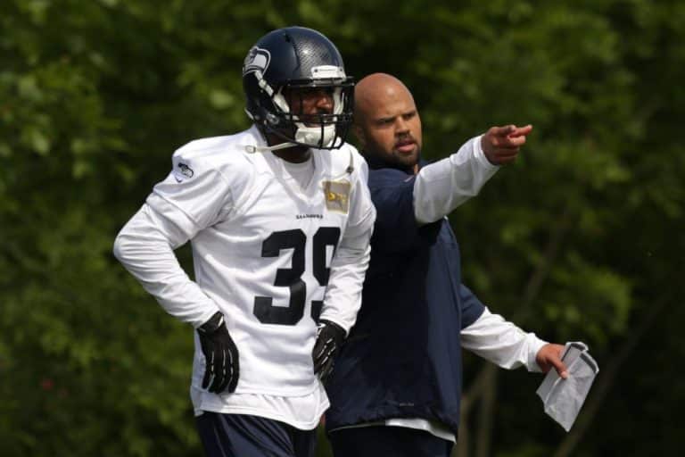 Cowboys 'Expected To Sign' Former Seahawks LB Eric Pinkins