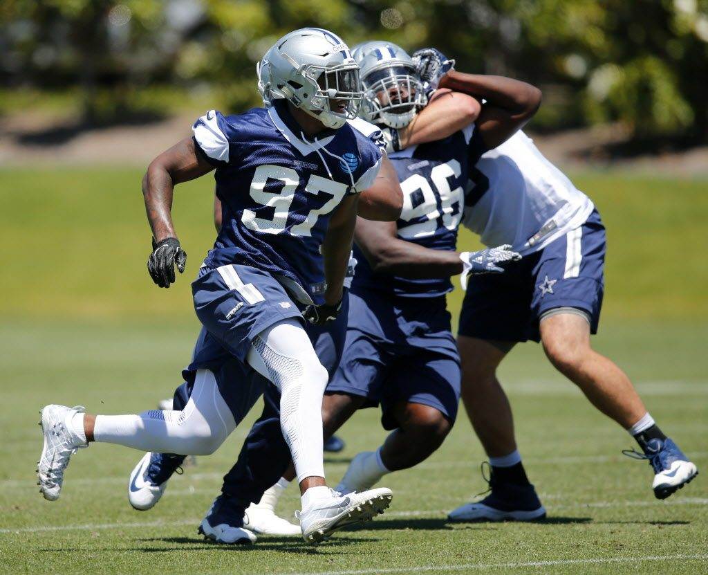 Despite Late Push as Rookie, Will Taco Charlton Struggle to See Field in 2018?