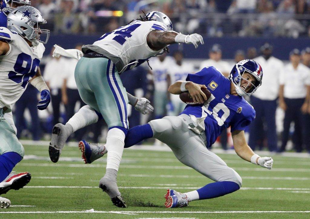 Jaylon Smith, Eli Manning