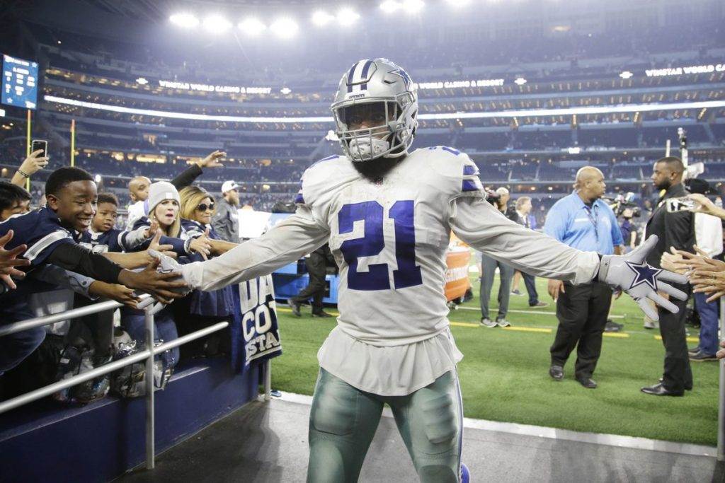 Ezekiel Elliott Already Has His Second Rushing Title Locked Down