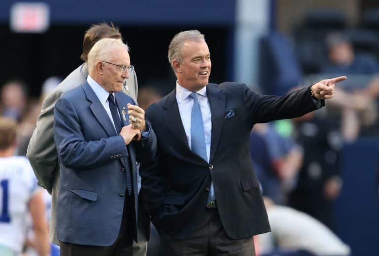 Jerry Jones, Stephen Jones