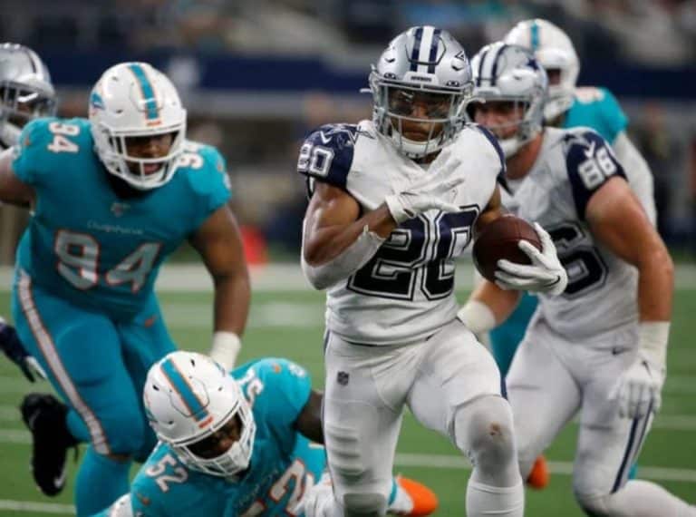 Ezekiel Elliott, Tony Pollard Show 1-2 Punch Potential as Each Reach 100 Yards 1