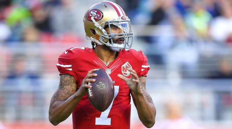 QB Colin Kaepernick to Hold a Workout, Will Cowboys be Interested?