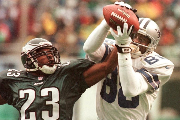 Cowboys vs Eagles Reignites the Biggest NFL Rivalry