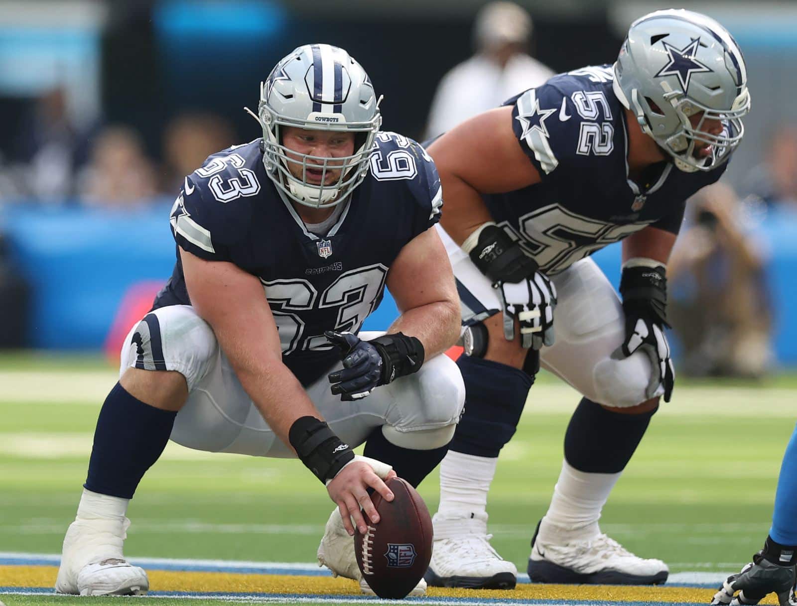 INGLEWOOD, CALIFORNIA - SEPTEMBER 19: Tyler Biadasz #63 of the Dallas Cowboys at SoFi Stadium on September 19, 2021 in Inglewood, California. (Photo by Ronald Martinez/Getty Images)