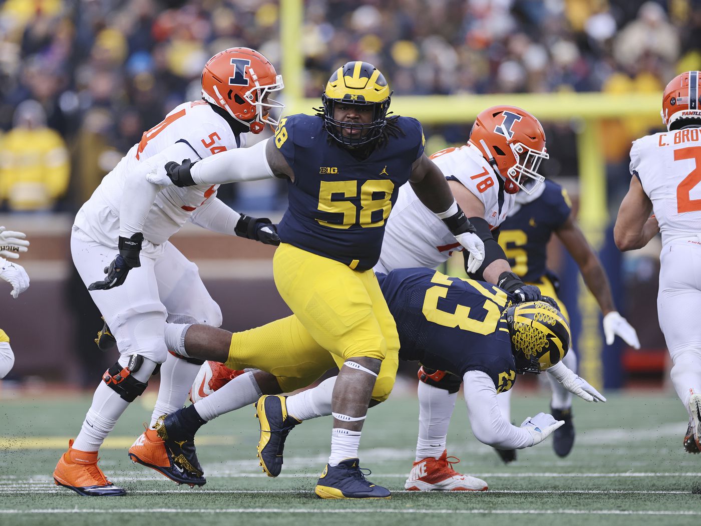 Dallas Cowboys mock draft v5.0 -- a big man fills a big need in round 1