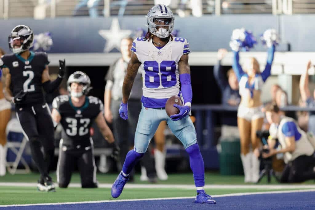 Predicting the Dallas Cowboys home record 3