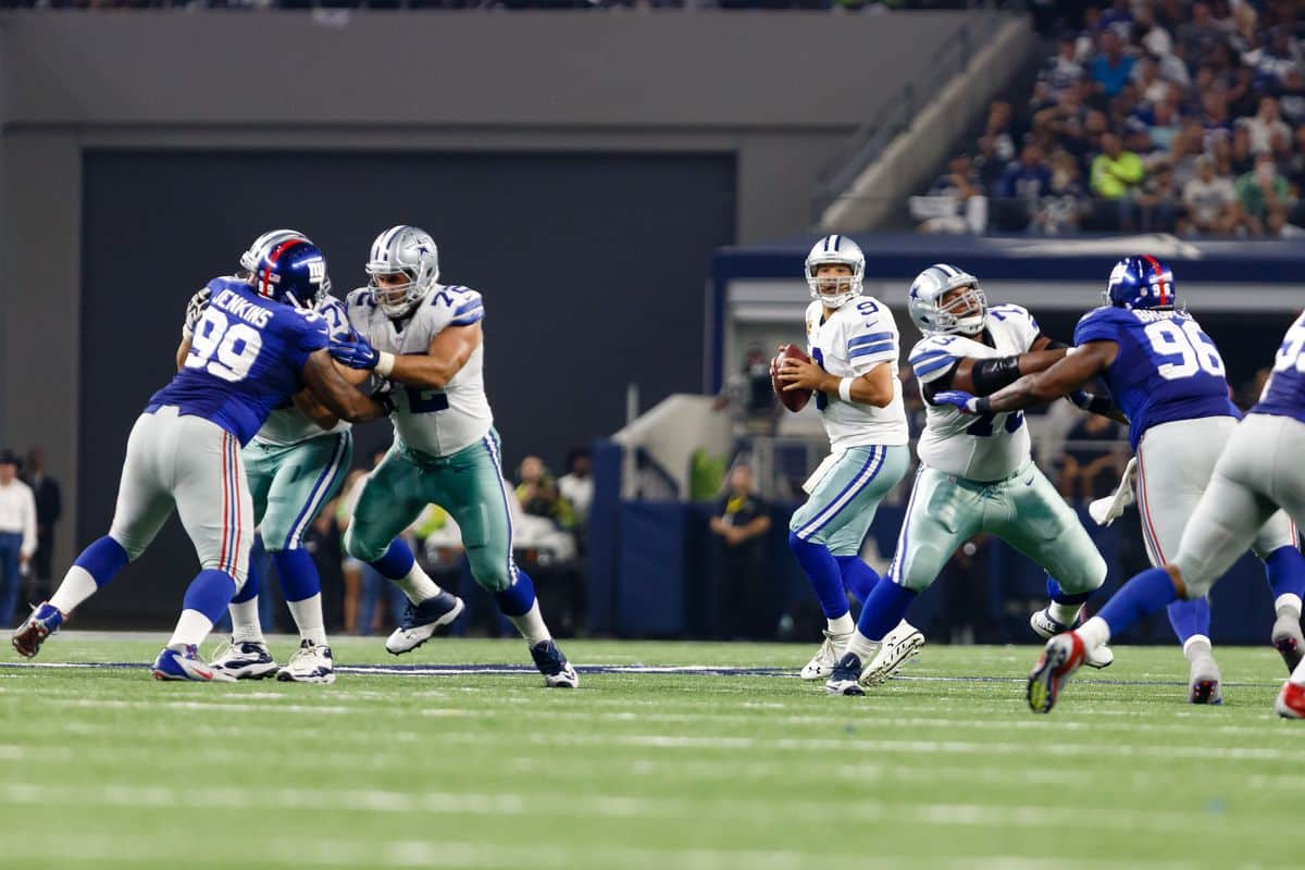 Romo to Witten connection helped Dallas complete comeback; Cowboys History