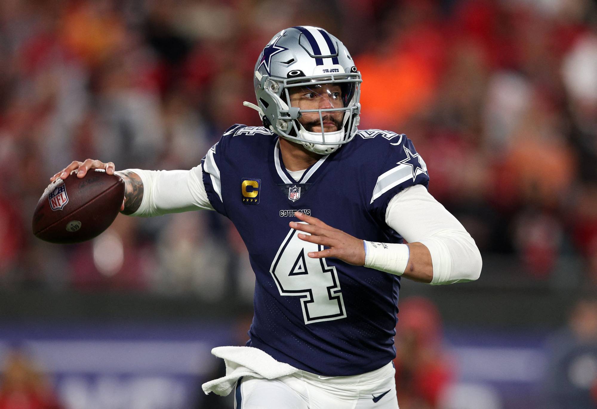 Is Dak Prescott's "championship or bust" declaration helpful or hurtful?