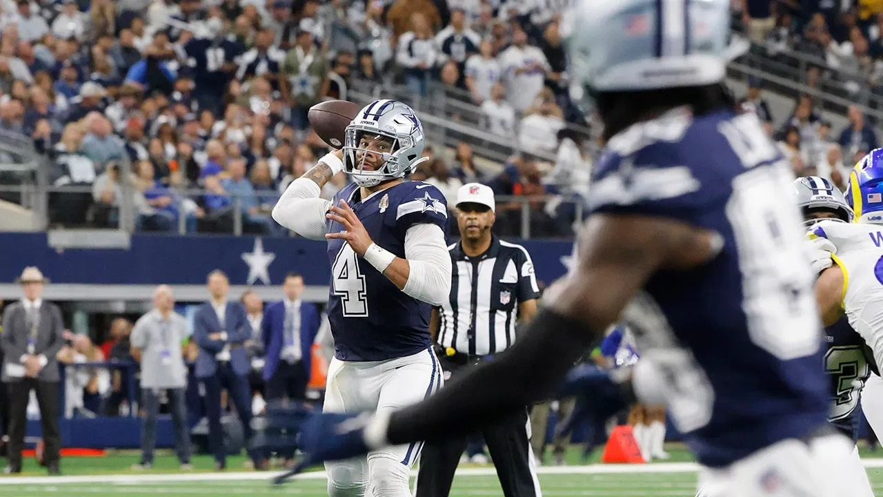 Cowboys need to put Week 8 on a constant loop