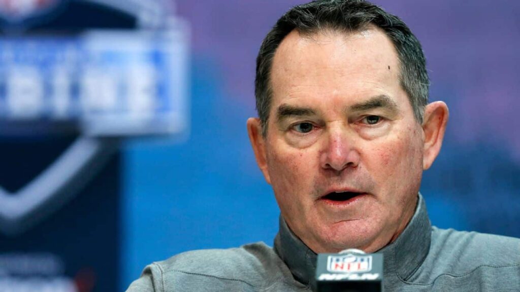 Are the Cowboys setting Mike Zimmer up for failure in 2024? 3